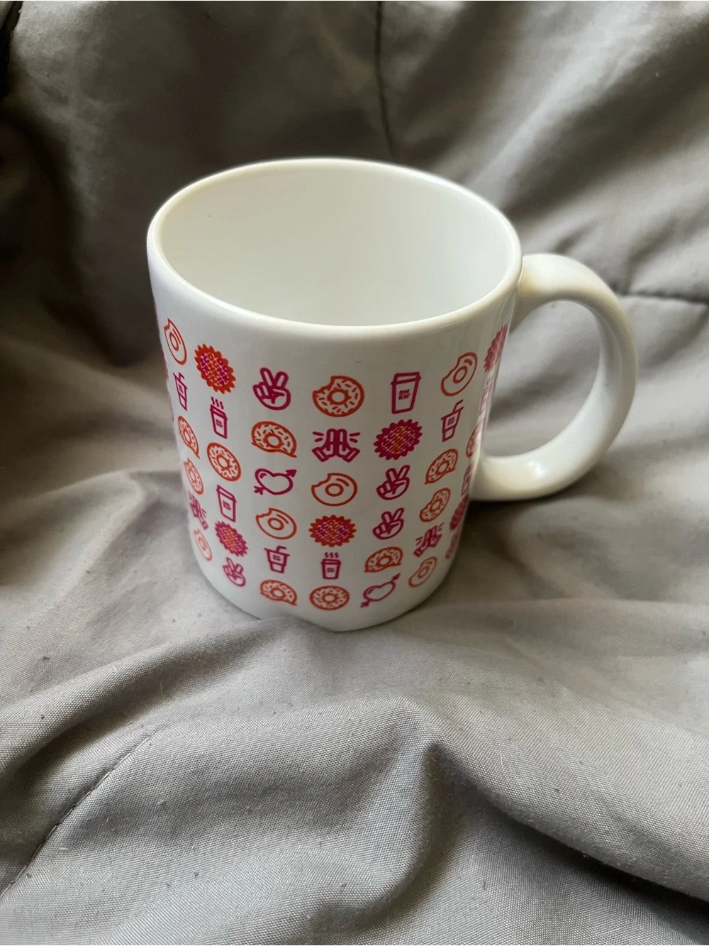 Winter 2019 Peace, Love, Donuts Dunkin coffee mug